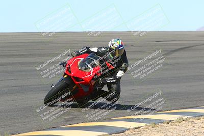 media/Mar-21-2022-Moto Forza (Mon) [[4127b7cc51]]/B Group/Session 1/Bowl/